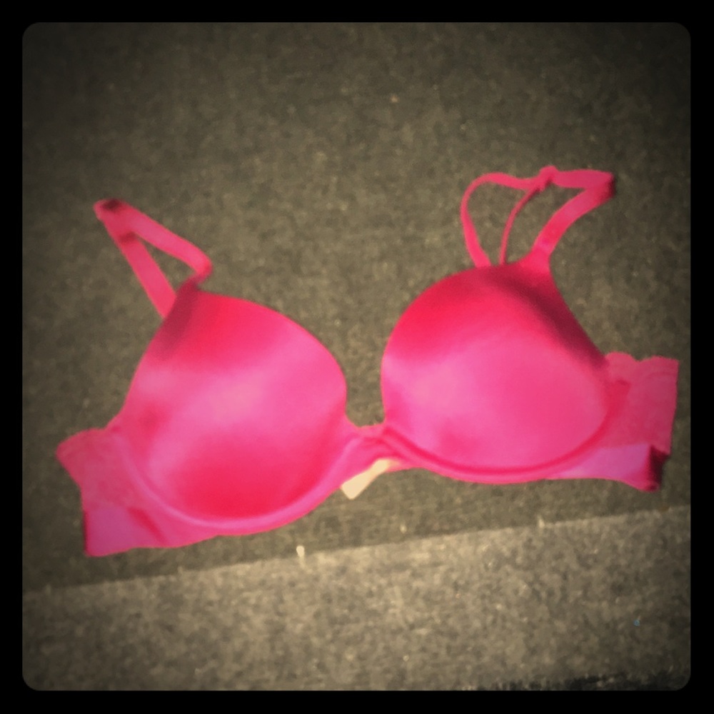 Pink victoria secret bra